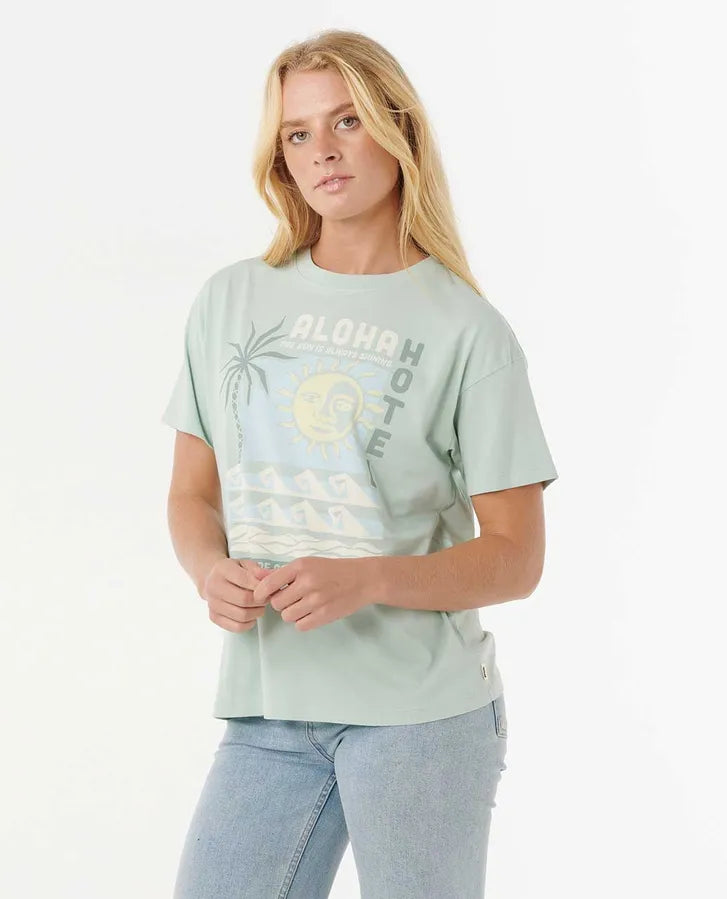 Aloha Hotel Relaxed Tee-Willocks Surf