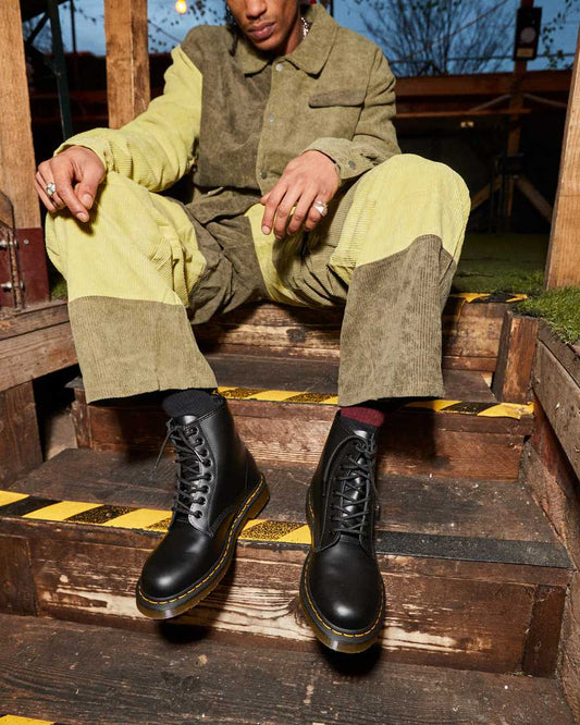 1460 8 Eye Boot Black Smooth-Willocks Surf