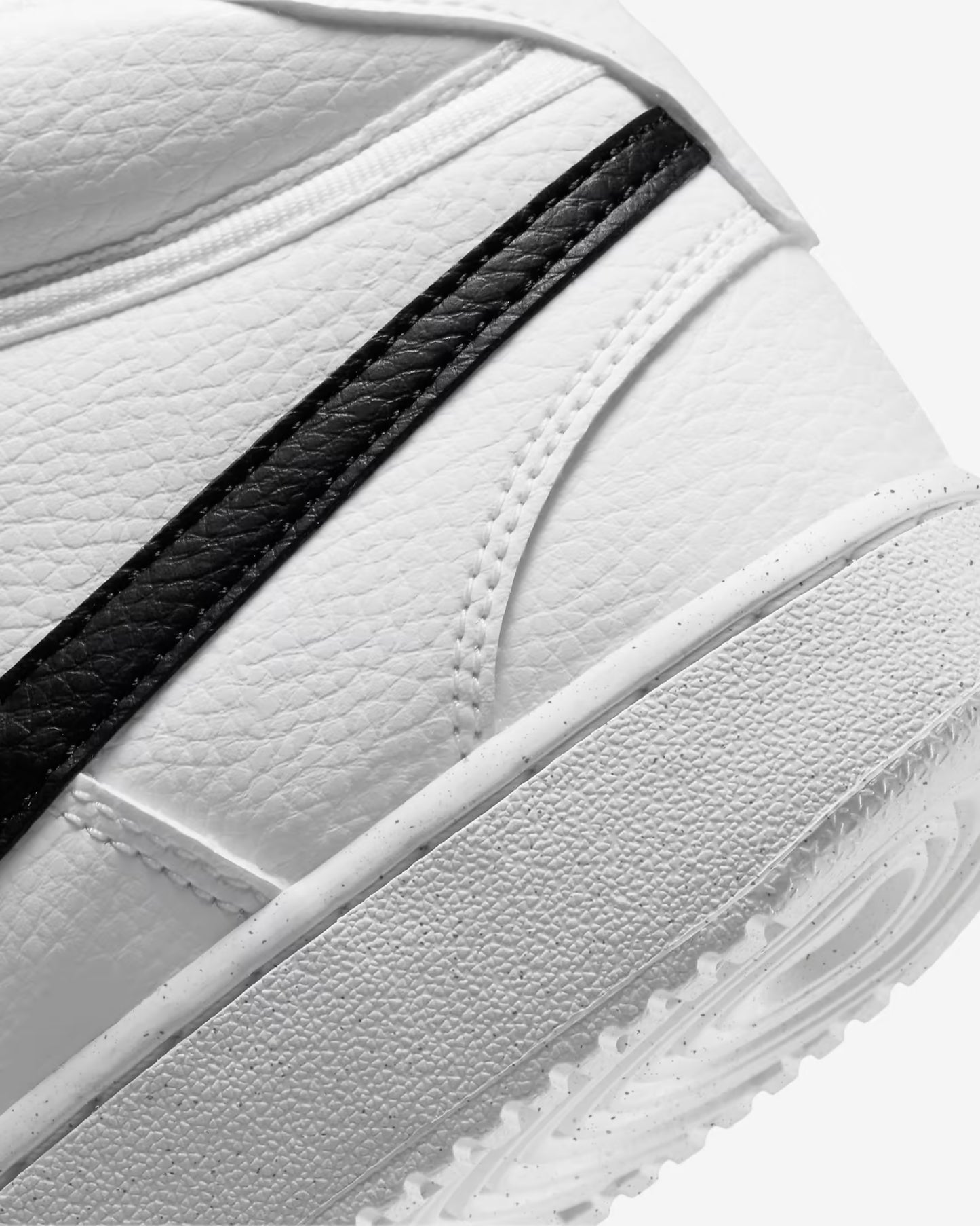 NIKE COURT VISION MID NN