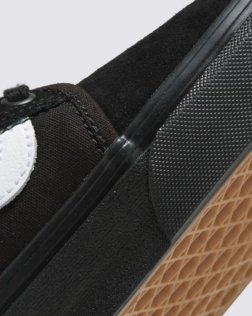 Chukka Low Sidestripe